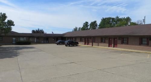 Dry Ridge Motor Inn Екстериор снимка