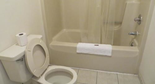 Dry Ridge Motor Inn Екстериор снимка
